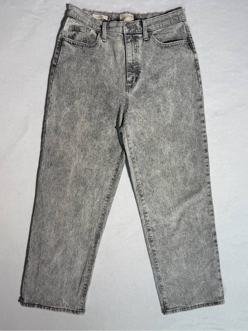 Universal Thread Vintage Straight Jeans Size 6/28 Gray Acid Wash High Rise